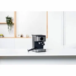 20 Bar med Mjölkskummare 850W 1,5L