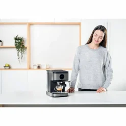 20 Bar med Mjölkskummare 850W 1,5L