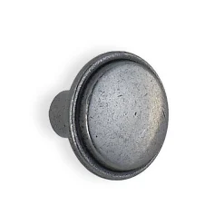 B08