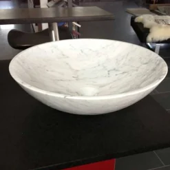Carrara Slipad Rund