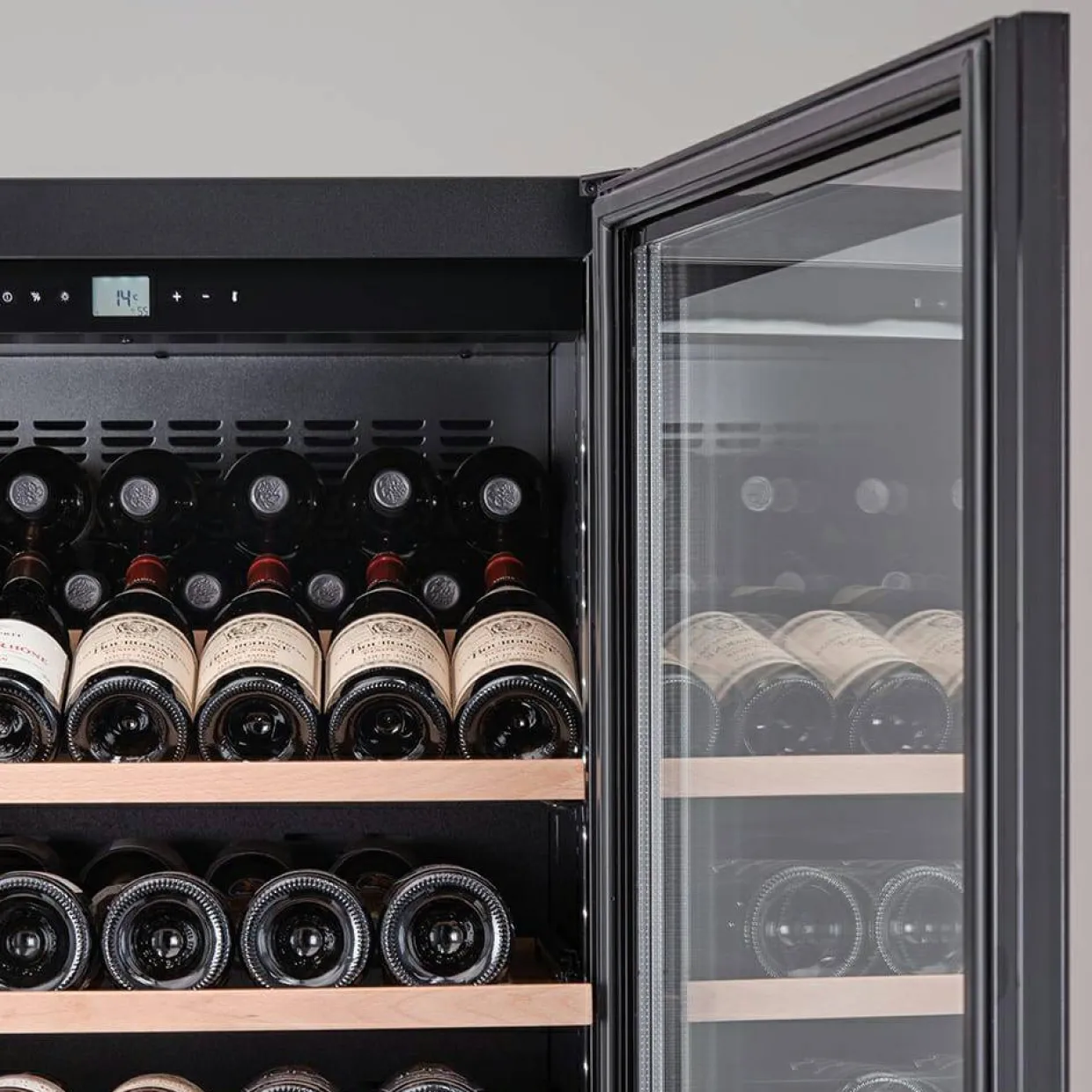 Display" Velvet 220
