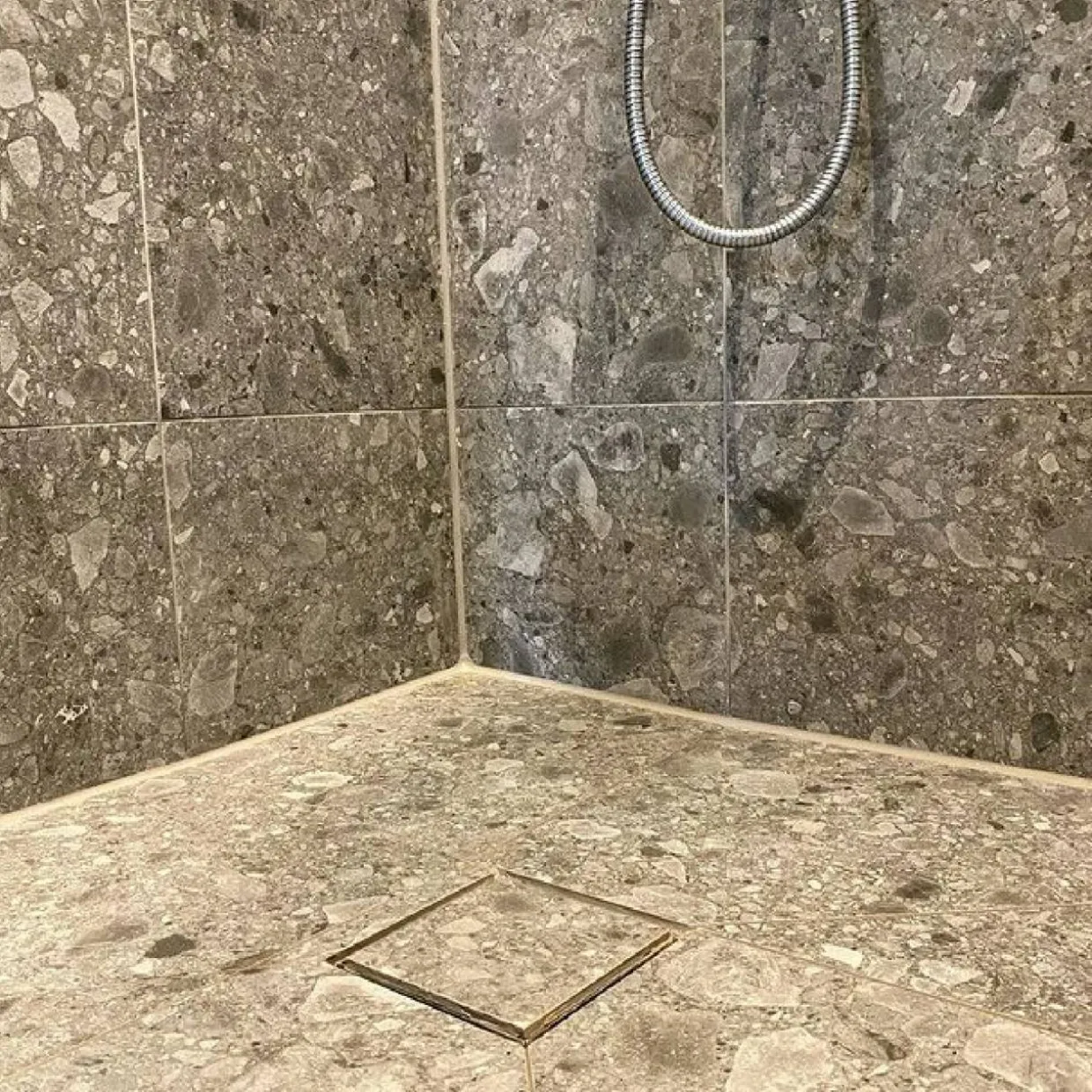 Drain 200x200 mm