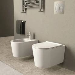 Elba med WC-fixtur och Spolplatta