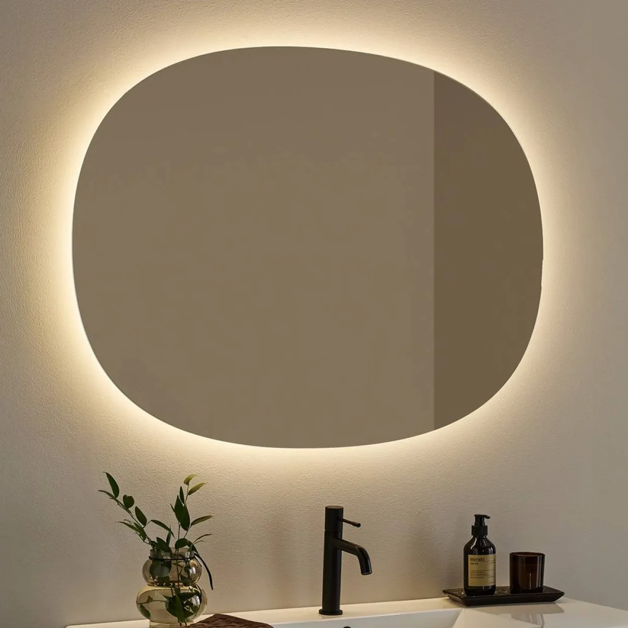 Ellipse LED 1000x750