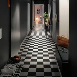 Extra Albi Black And White
