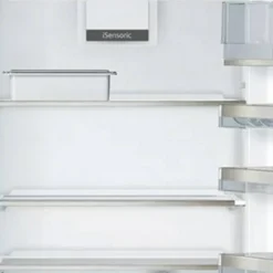 iQ500 KI81RAFE1 med LED-belysning och SuperCooling-teknik
