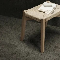 J66 Runö Dark Grey 60x60 cm