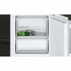 KI87VVFE1 med HyperFresh och LED-belysning