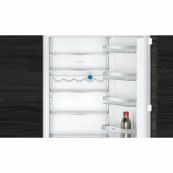KI87VVFE1 med HyperFresh och LED-belysning