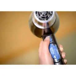 Lyss 2300W Ionic