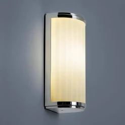 Monza Classic 250 Krom Badrumslampa Dimbar