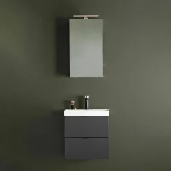 Neat med Tvättställ och Lådor