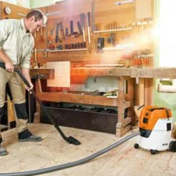 SE 62 E Vit/Orange Våt-/Torrsugare 20L