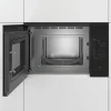 Serie 4 BFL520MB0 Inbyggnadsmikro Svart 800W