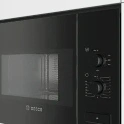 Serie 4 BFL520MB0 Inbyggnadsmikro Svart 800W