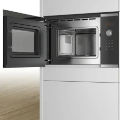 Serie 4 BFL523MS0 Inbyggnadsmikro Rostfritt Stål 800W