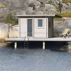 Skansnäs Funkis 7 m² Fristående Utebastu med Altan & Pulpettak