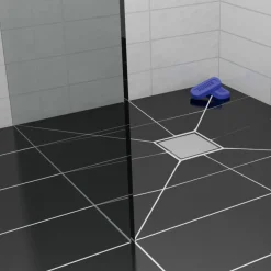 Square 150