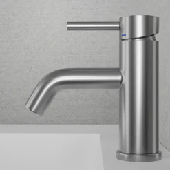 Steel Pleasure 2 med Handdukstork och Accessoarer