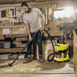 WD 4 P S V Våt-/Torrsugare med Blåsfunktion 20L 1000W